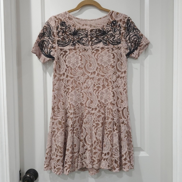 FREE PEOPLE Beautiful Dreamer Blush Black Embroidery Mini Lace Holiday Dress, XS - Picture 13 of 16